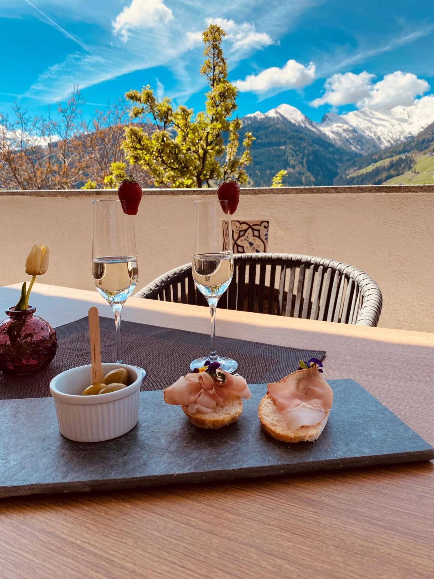 Hotel Alpenland Moso Eksteriør billede