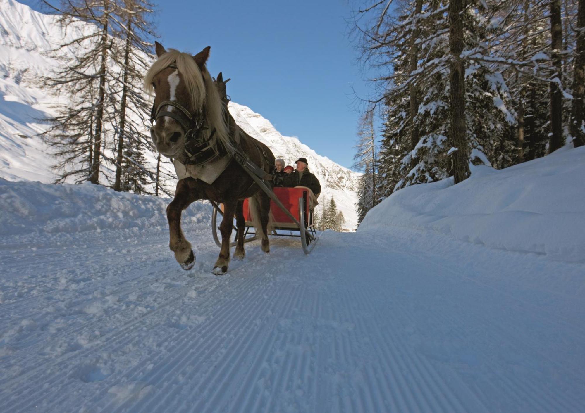Hotel Alpenland Moso Eksteriør billede