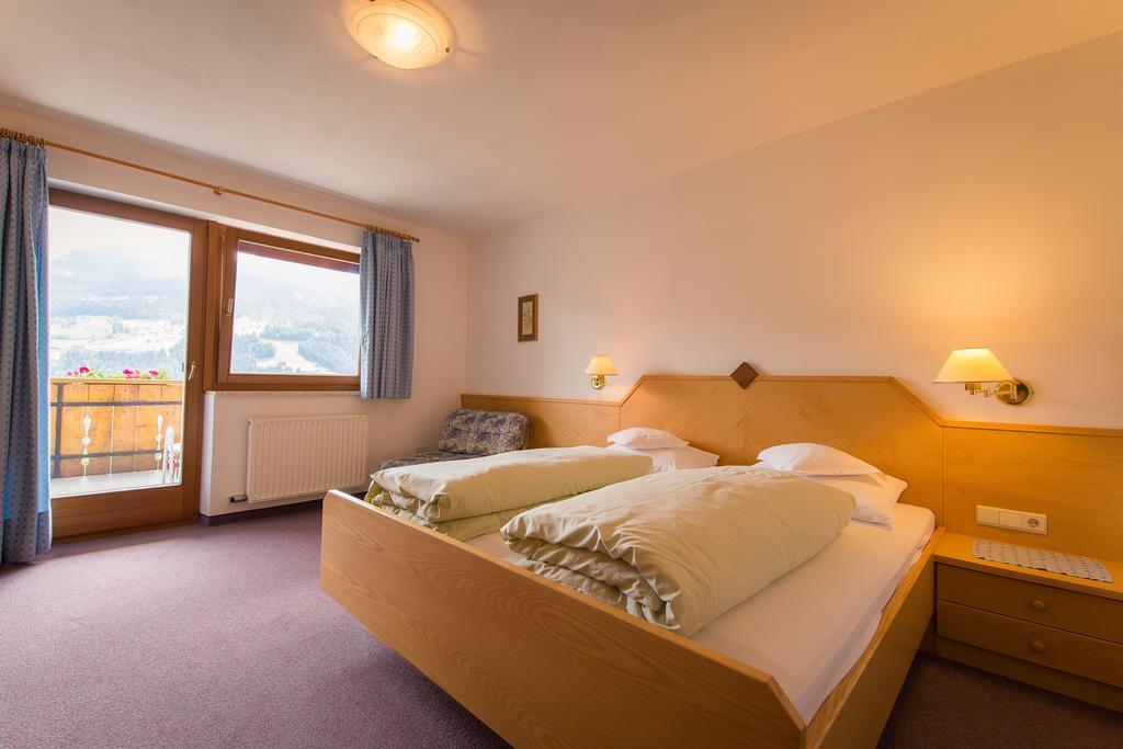 Hotel Alpenland Moso Eksteriør billede