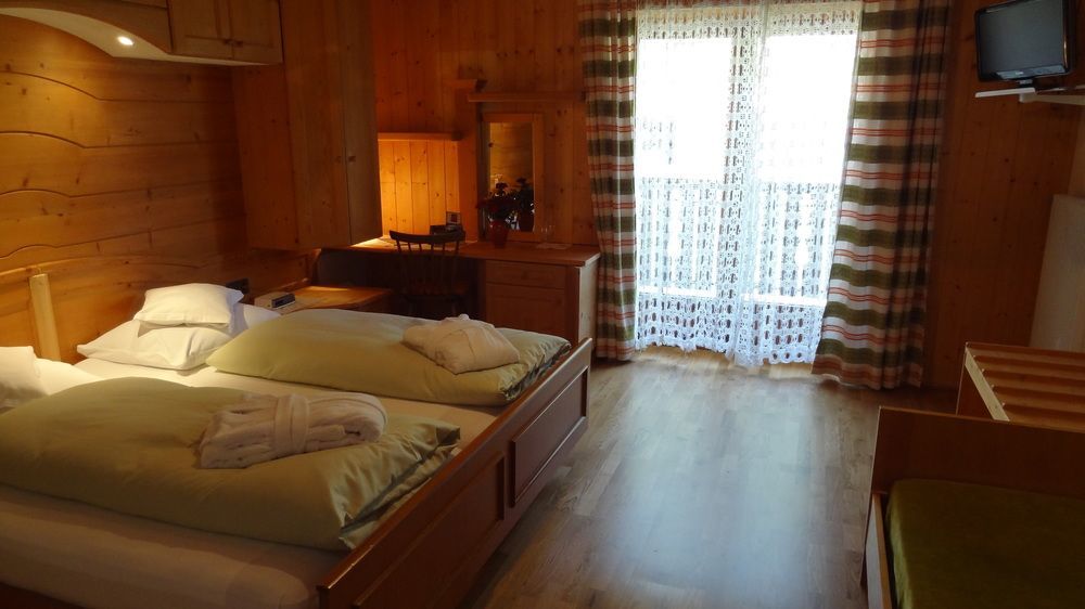 Hotel Alpenland Moso Eksteriør billede