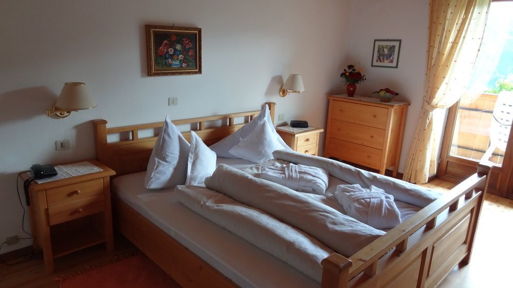 Hotel Alpenland Moso Eksteriør billede