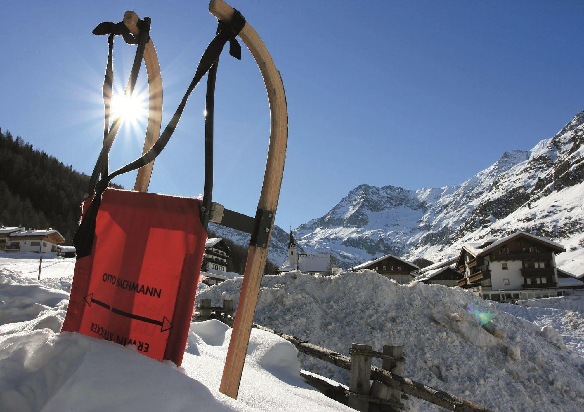 Hotel Alpenland Moso Eksteriør billede